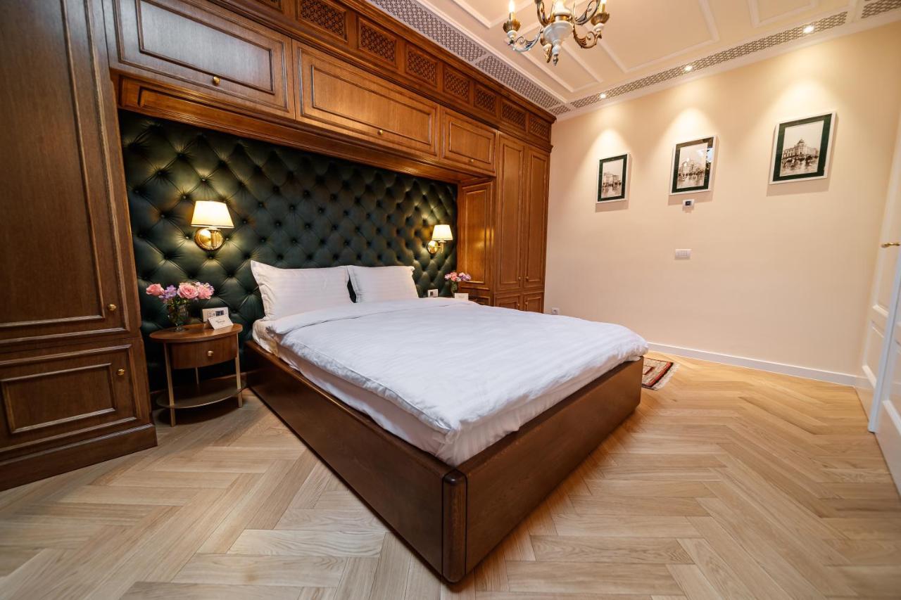 Templum Clava Hotel Bucureşti Ngoại thất bức ảnh