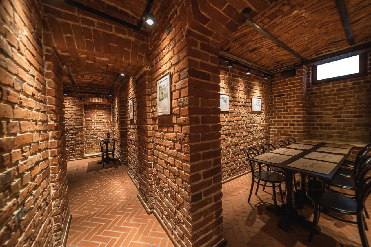 Templum Clava Hotel Bucureşti Ngoại thất bức ảnh