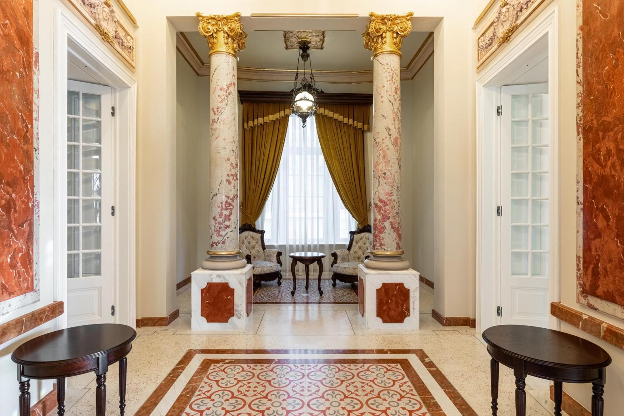 Templum Clava Hotel Bucureşti Ngoại thất bức ảnh